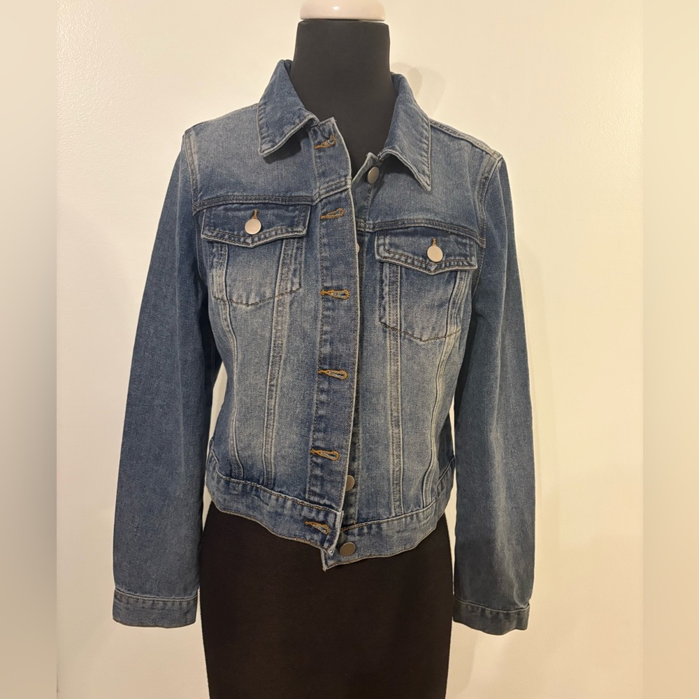 Classic Blue Denim Jean Jacket - Picture 1 of 4